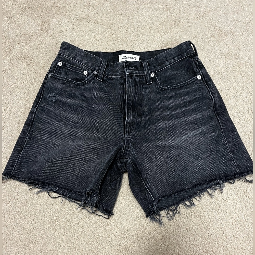 Madewell black washed denim cutoff shorts. Size 24